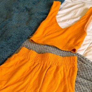 Shopwhiskeydarling (women’s boutique) 2-piece orange set